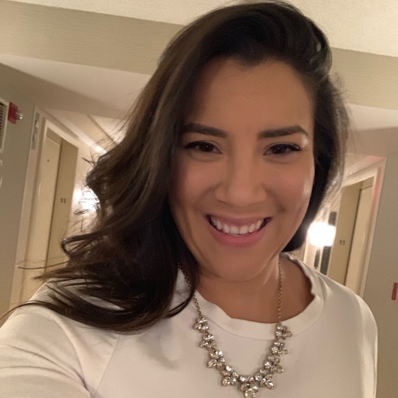 Meet your Posher, Nixy - Picture 1 of 1